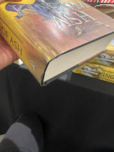 Cargar imagen en el visor de la galería, KINGDOM OF ASH (THRONE OF GLASS, 7) (LIBRO FIRMADO)

