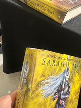 Cargar imagen en el visor de la galería, KINGDOM OF ASH (THRONE OF GLASS, 7) (LIBRO FIRMADO)
